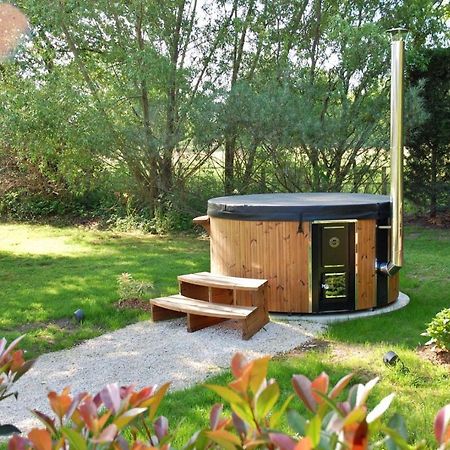 Bed and Breakfast La Cle Des Chaumes Boisset-les-Montrond Экстерьер фото
