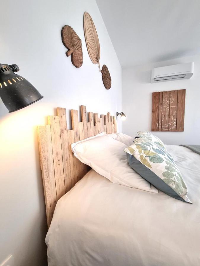 Bed and Breakfast La Cle Des Chaumes Boisset-les-Montrond Экстерьер фото