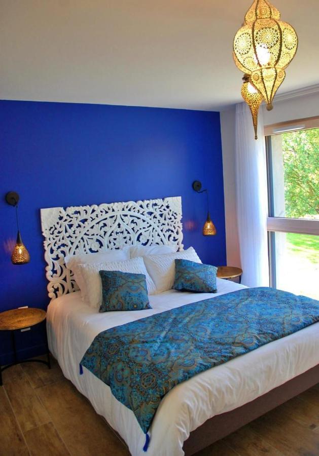Bed and Breakfast La Cle Des Chaumes Boisset-les-Montrond Экстерьер фото