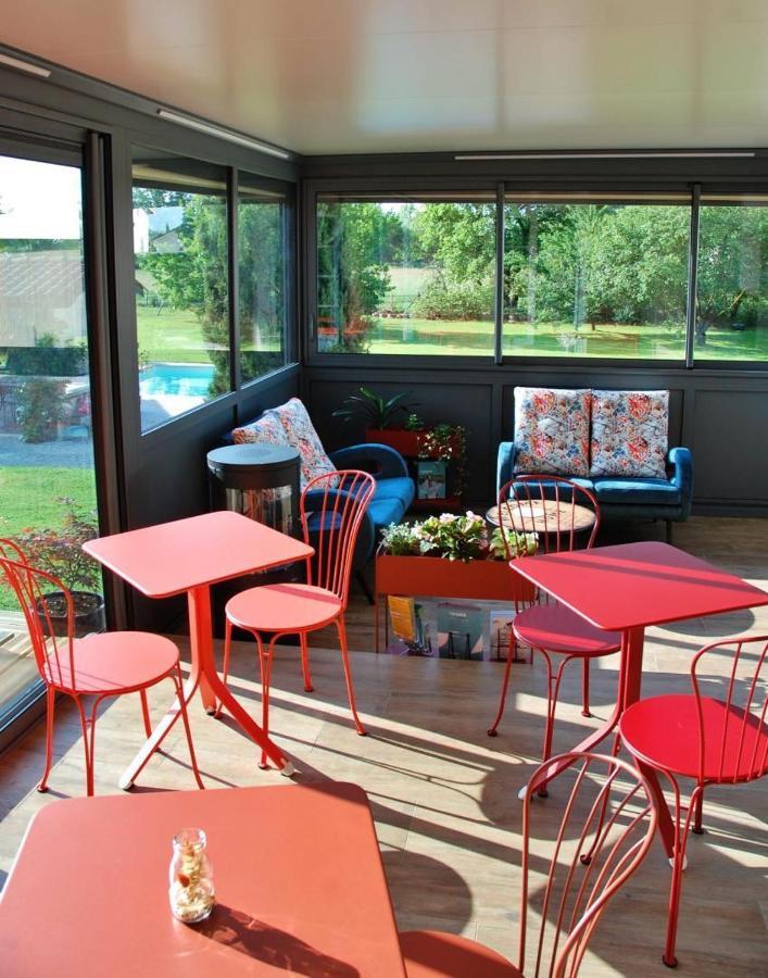 Bed and Breakfast La Cle Des Chaumes Boisset-les-Montrond Экстерьер фото