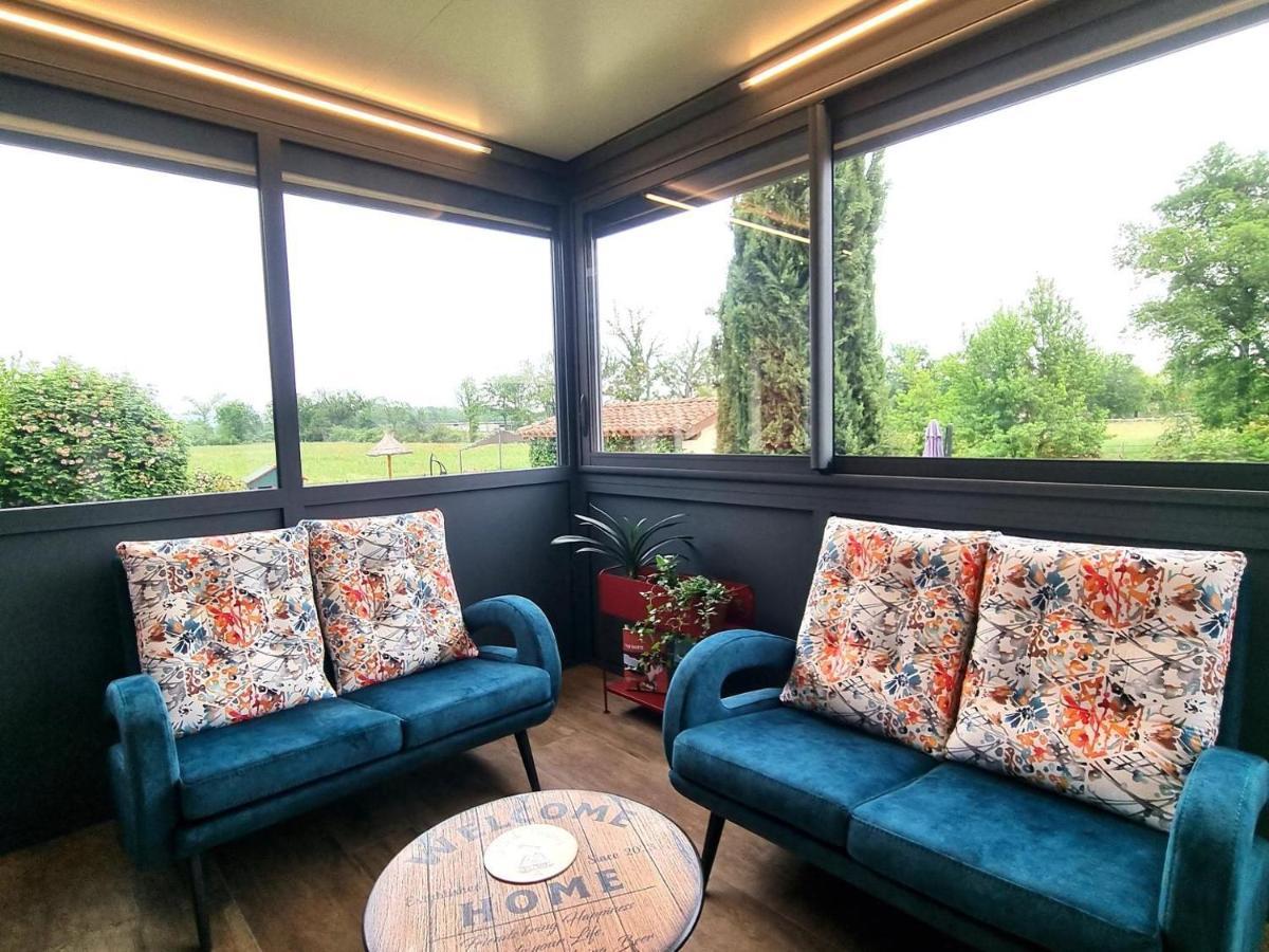 Bed and Breakfast La Cle Des Chaumes Boisset-les-Montrond Экстерьер фото